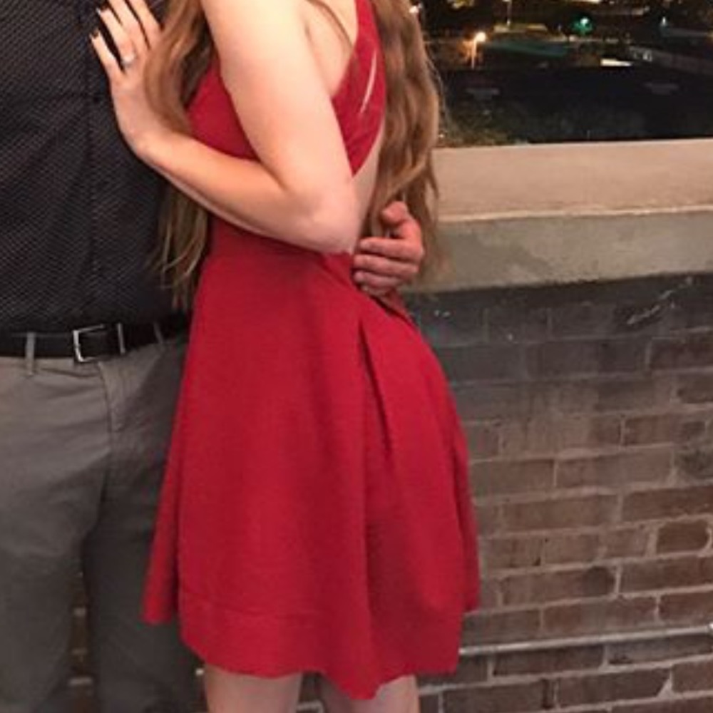 EUC red Lulus cross back skater dress, SMALL